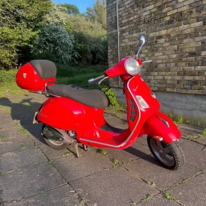 Vespa GTS 300 scooter for sale