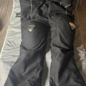 Frank Thomas bike trousers size med for sale.