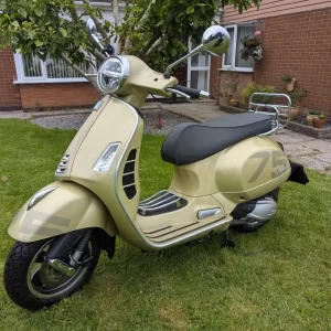 Vespa GTS 300 75th Anniversary Supertech for sale