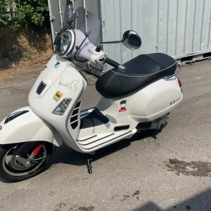 2011 PIAGGIO VESPA 125 GTS SUPER IE, FOR SALE