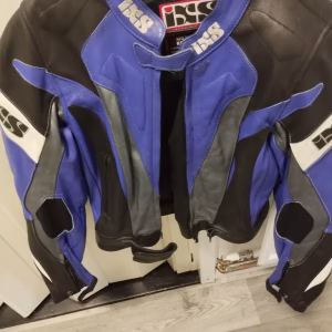 2 piece leather suit IXS size 40,+helmet size medium G-MAC AXIS EVO for sale