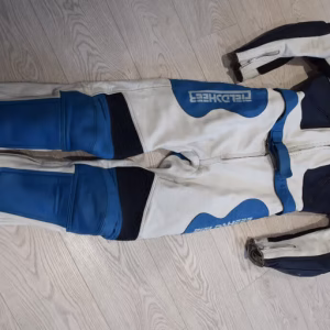 2 Piece Fieldsheer Motorcycle Leathers size m/l for sale