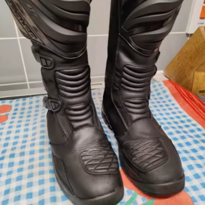 Falco touring boots size 8 for sale