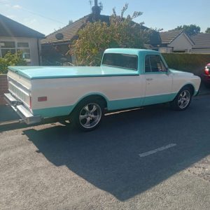 Chevrolet C10 LWB Truck with Air Ride SuspensionChevrolet C10 LWB Truck with Air Ride Suspension