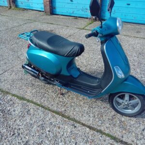 For Sale  Vespa 50cc lx 2stroke 50cc