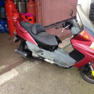 FOR SALE  BARN FIND YAMAHA YP250 MAJASTY 1998